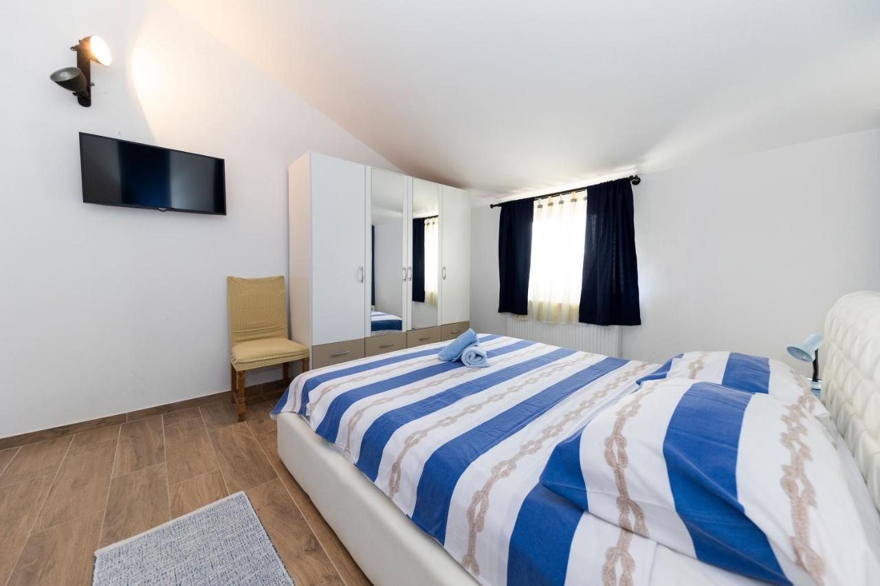 Apartman Lana Биоград-на-Мору Экстерьер фото
