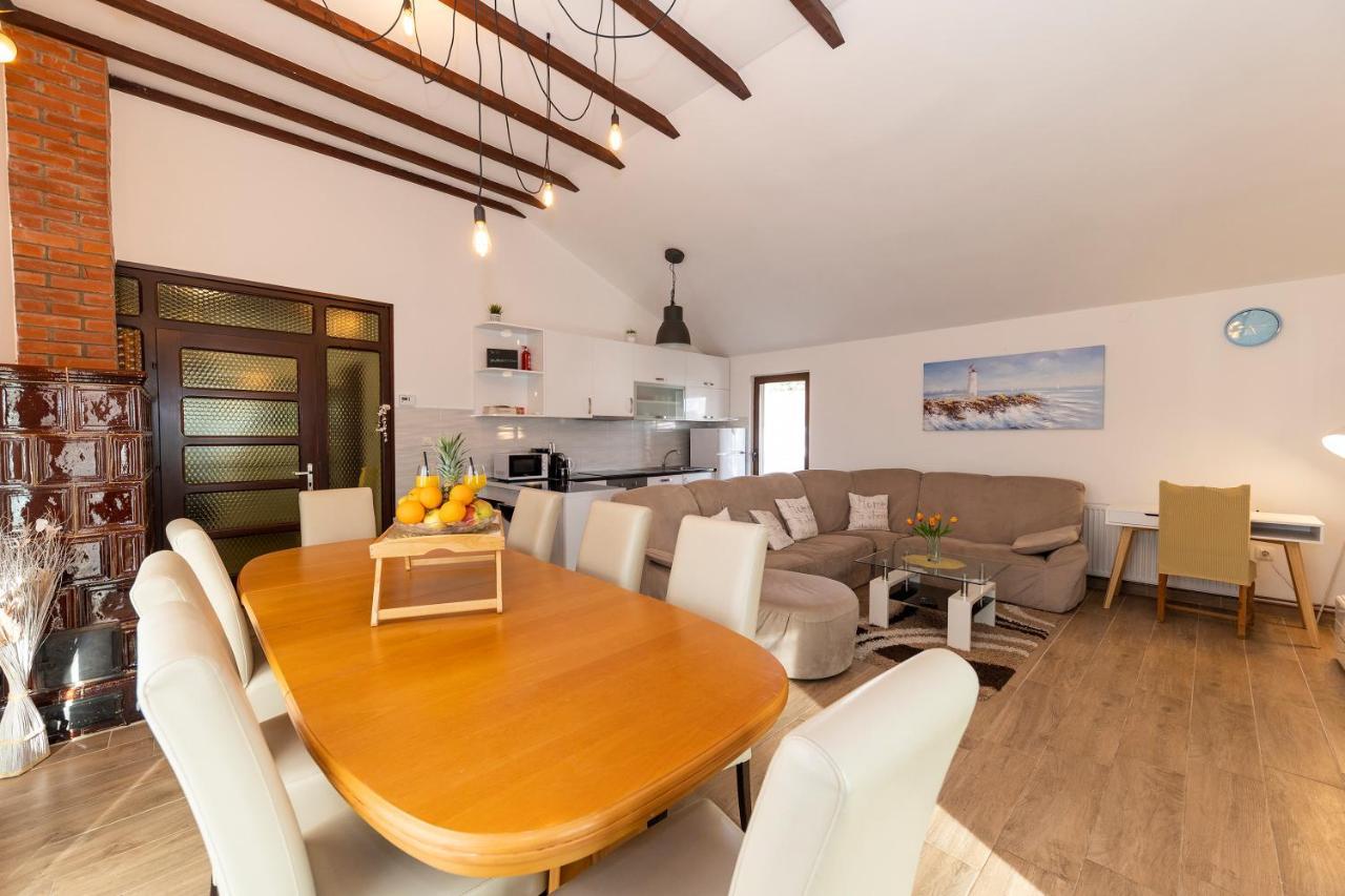 Apartman Lana Биоград-на-Мору Экстерьер фото