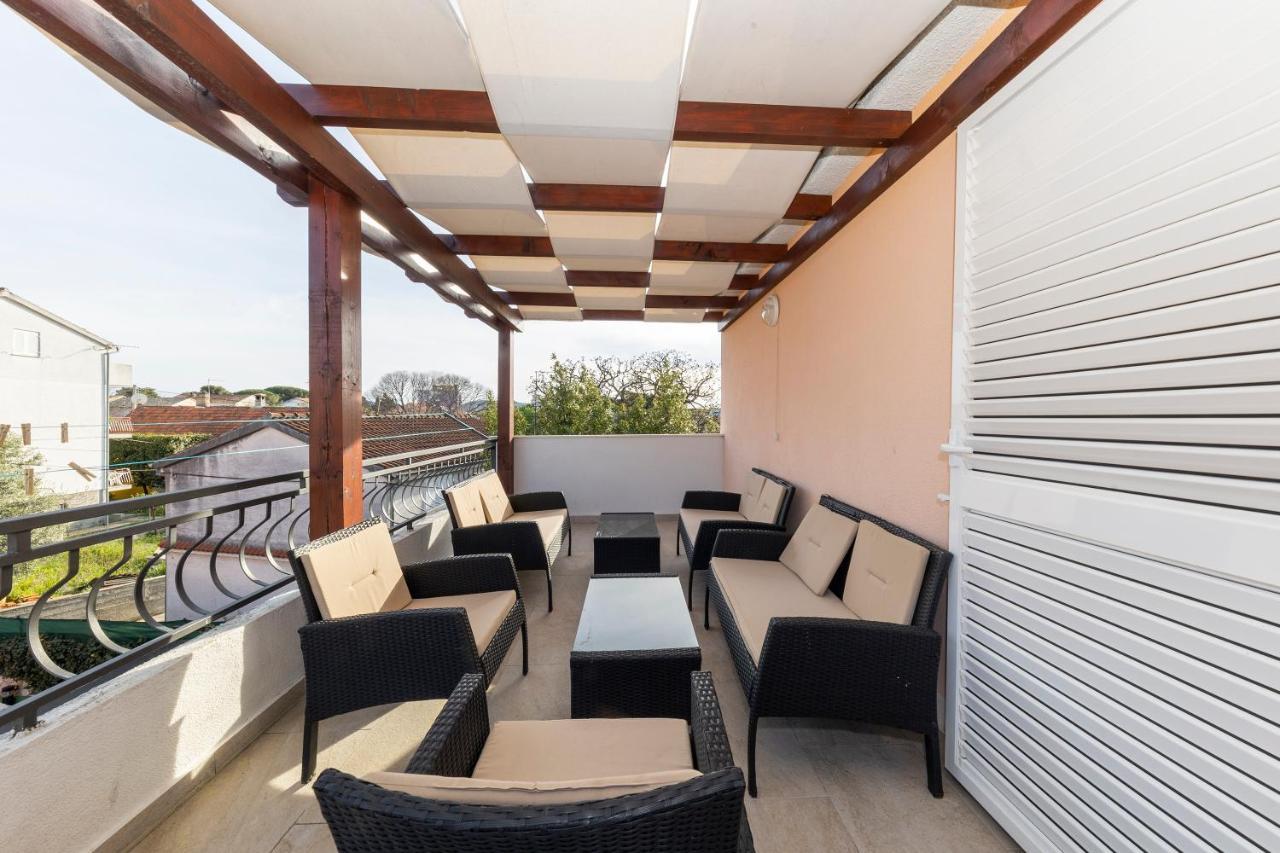 Apartman Lana Биоград-на-Мору Экстерьер фото