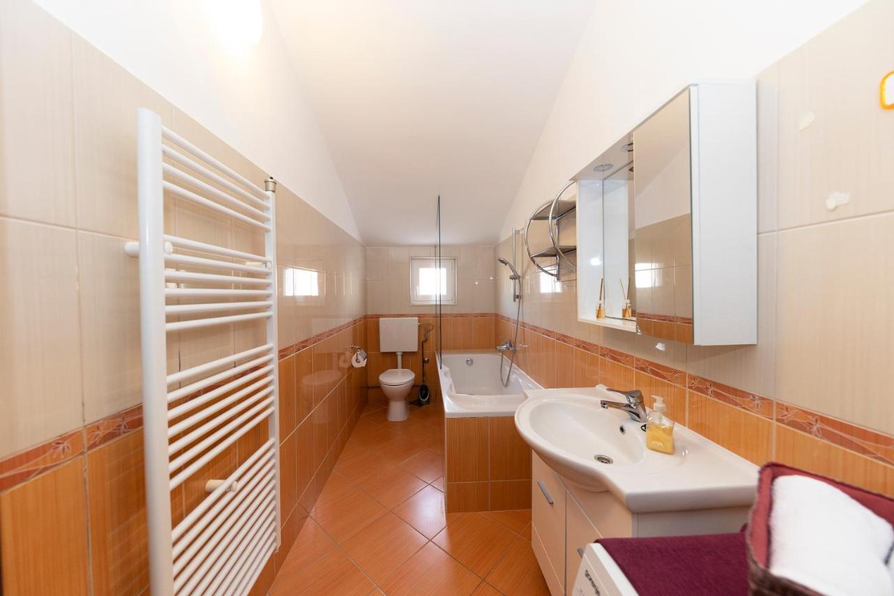 Apartman Lana Биоград-на-Мору Экстерьер фото