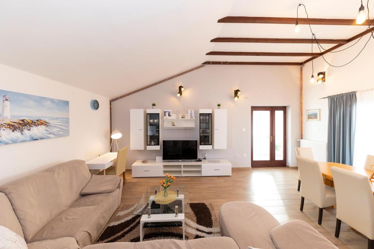 Apartman Lana Биоград-на-Мору Экстерьер фото